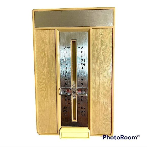Vintage NWT MCM Telephone List Finder - Picture 1 of 8